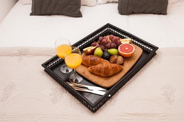Short Stay Group Gracia Serviced Apartments برشلونة الغرفة الصورة