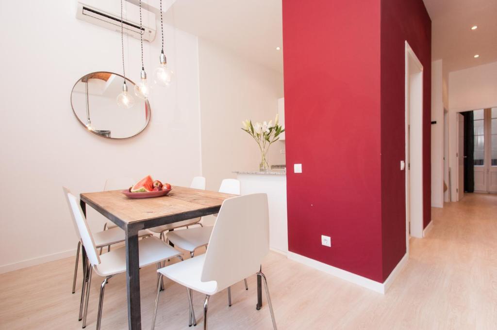 Short Stay Group Gracia Serviced Apartments برشلونة الغرفة الصورة