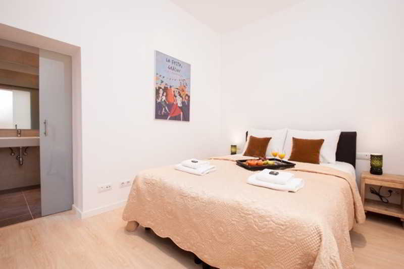 Short Stay Group Gracia Serviced Apartments برشلونة المظهر الخارجي الصورة