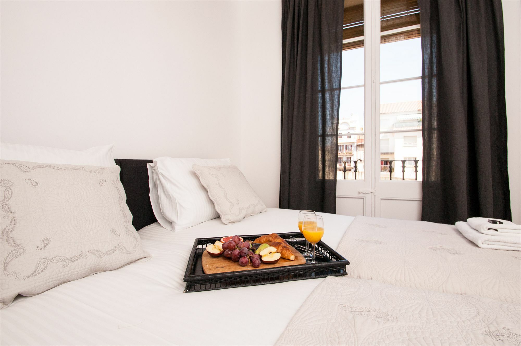 Short Stay Group Gracia Serviced Apartments برشلونة المظهر الخارجي الصورة